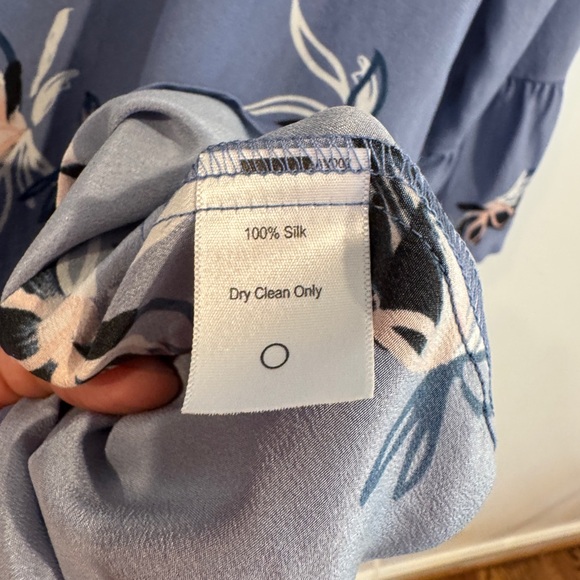 Floral Blue dress in silk by Amour Vert - Picture 5 of 7